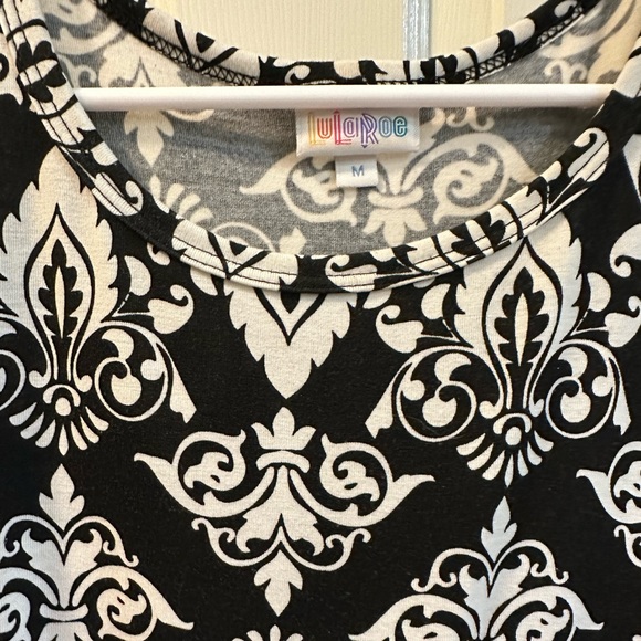 Lularoe Carly Dress - Picture 2 of 4
